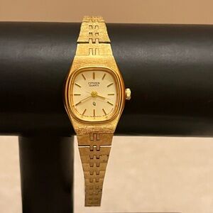 vintage Citizen women's gold-tone quartz watch